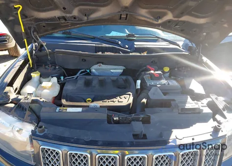 2014 Jeep Compass Latitude z USA, uszkodzony, nr VIN 1C4NJDEB2ED734885